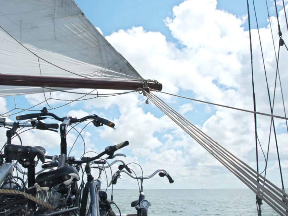 Bike and boat itineraries: everything there is to know bike-boat-itineraries-what-to-know image