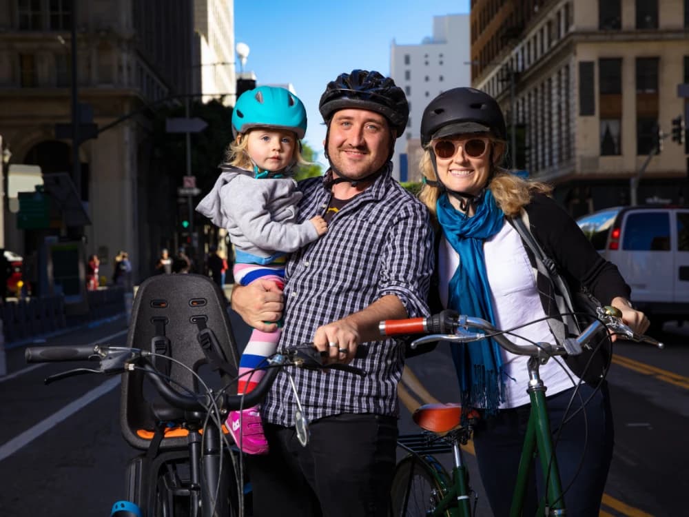 Bikes in the city: the solution for transporting children city-bike-the-solution-to-transport-children image