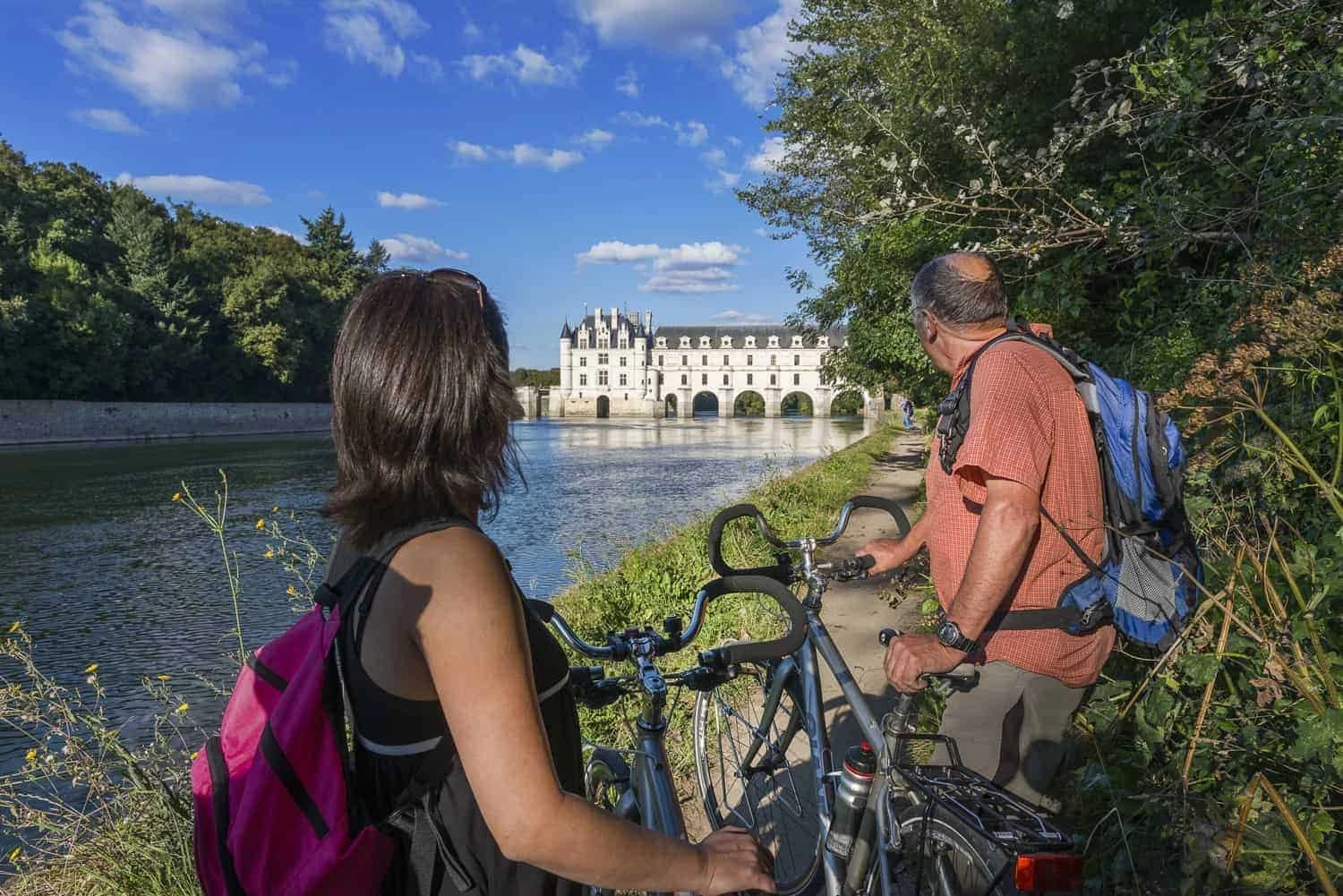 Amboise and the Loire Castles: A Royal Cycling Escape Illustrative image, AI-generated or AI-modified: Amboise and the Loire Castles: A Royal Cycling Escape