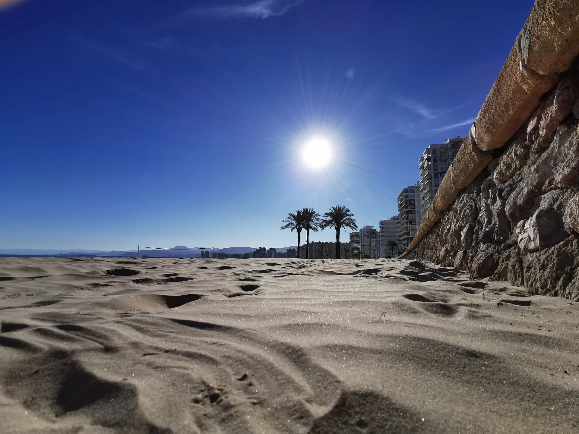 From Alacant to Valencia: Cycling the Costa Blanca Illustrative image, AI-generated or AI-modified: From Alacant to Valencia: Cycling the Costa Blanca