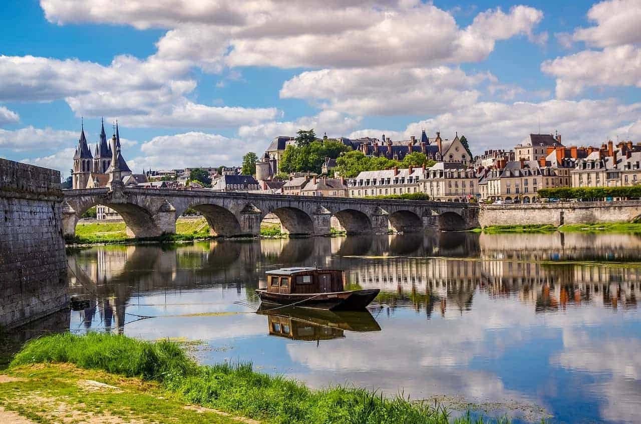 Loire Castles Cycling Discovery loire-castles-cycling-discovery