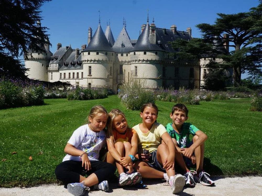 Loire Family Cycling: From Blois to Amboise Illustrative image, AI-generated or AI-modified: Loire Family Cycling: From Blois to Amboise