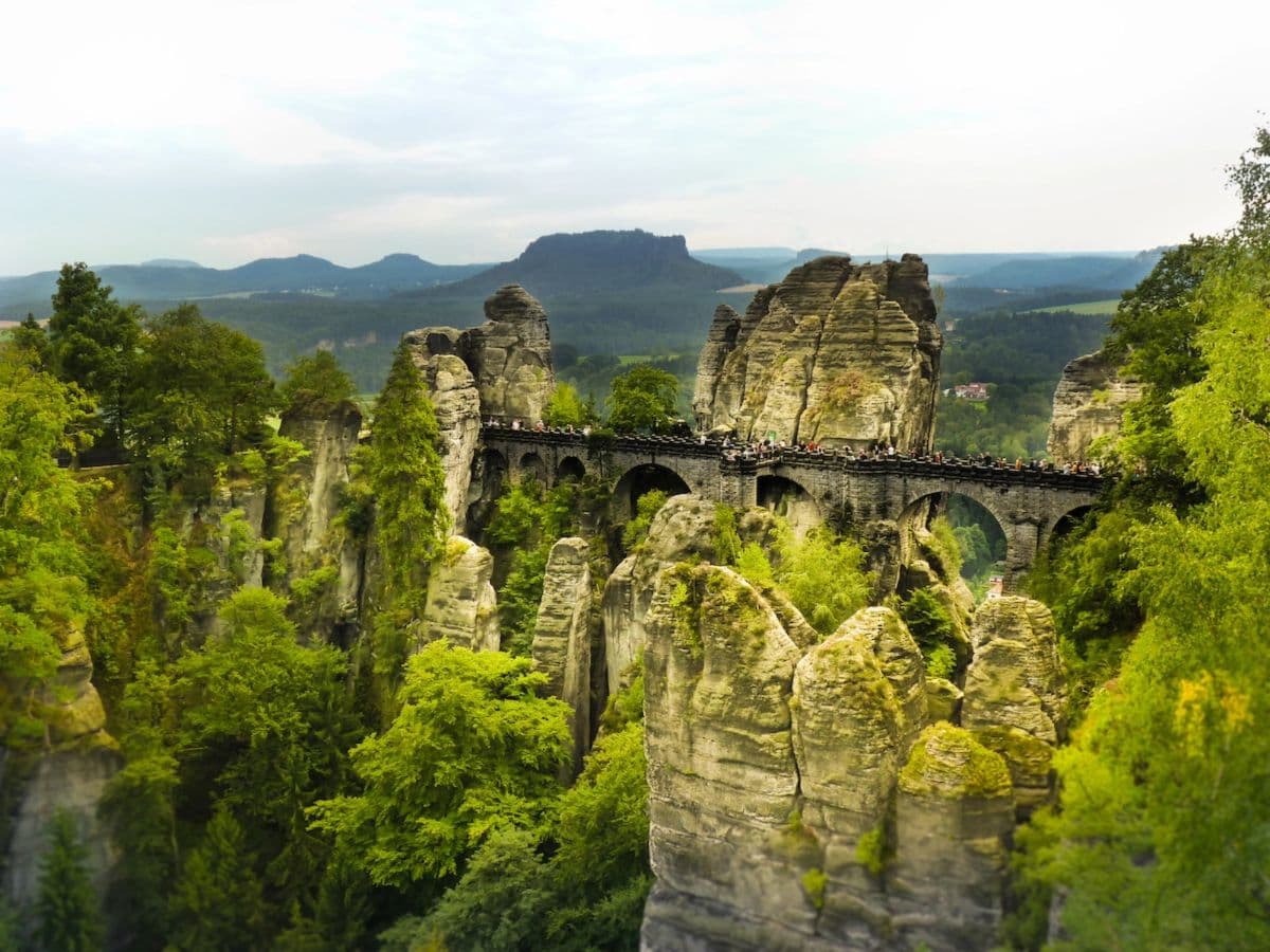 Prague to Dresden: Cycling the Elbe from Bohemia to Saxony Illustrative image, AI-generated or AI-modified: Prague to Dresden: Cycling the Elbe from Bohemia to Saxony