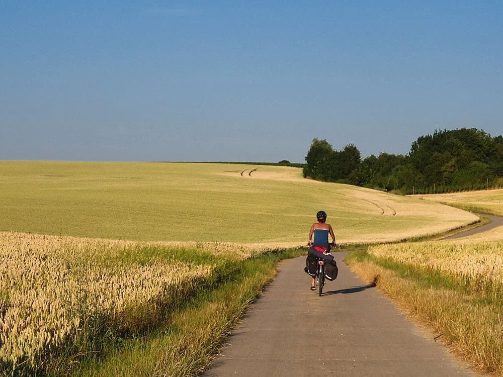 The Best of Holland and Belgium: Amsterdam to Bruges by Bike and Barge Illustrative image, AI-generated or AI-modified: The Best of Holland and Belgium: Amsterdam to Bruges by Bike and Barge