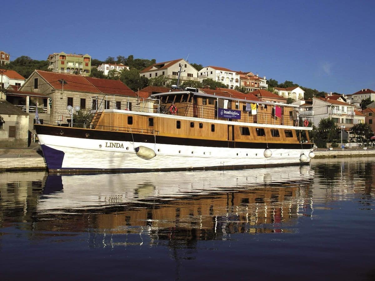 Kvarner Bay Boat & Bike Tour + MTB Option kvarner-bay-mtb-boat-bike