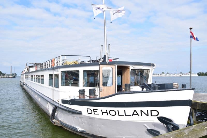 Northern Holland and Friesland by Boat and Bike Illustrative image, AI-generated or AI-modified: Northern Holland and Friesland by Boat and Bike
