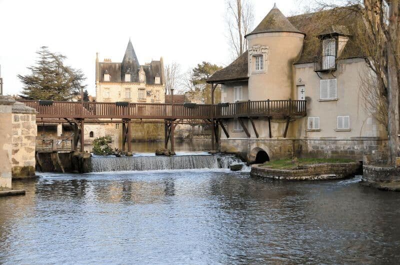 Montargis to Paris: Loing Valley by Barge and Bike montargis-paris-loing-valley-barge-bike