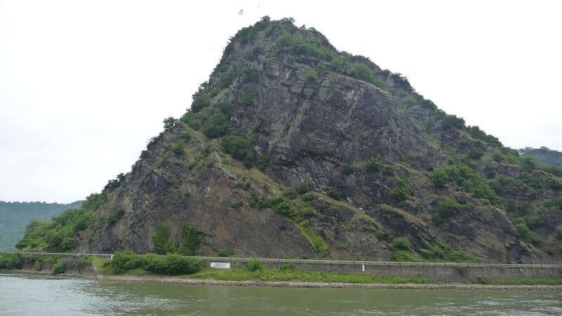 Moselle, Rhine & Main by Boat and Bike: Cochem to Aschaffenburg – 8 Days Guided moselle-rhine-main-bike-barge-cochem-aschaffenburg