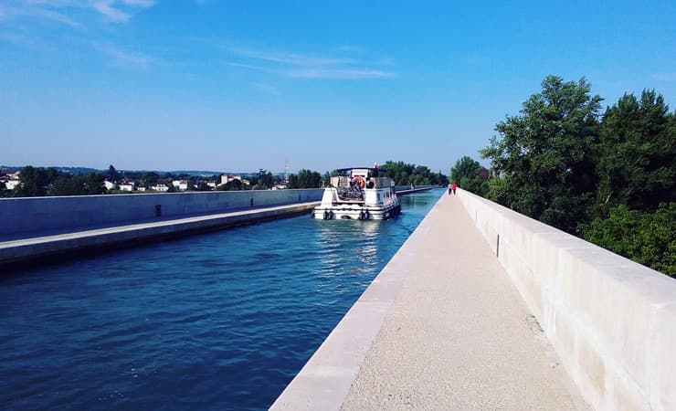 Canal de Garonne Cycling Tour Illustrative image, AI-generated or AI-modified: Canal de Garonne Cycling Tour