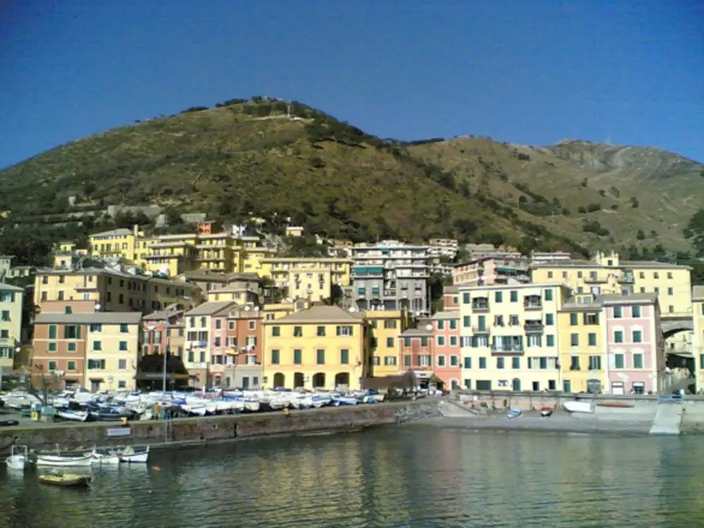 The Scent of the Sea: Nice – Genoa by Bike Illustrative image, AI-generated or AI-modified: The Scent of the Sea: Nice – Genoa by Bike